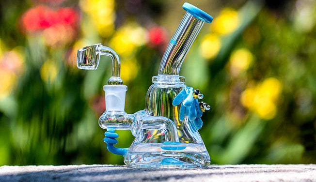 Product Spotlight: Dr. Dabber Honey Beaker